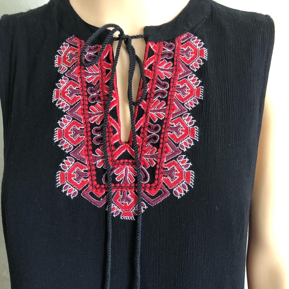 Atmosphere Embroidered Tunic with Tassels - Picture 2 of 7